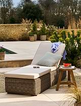 Skala Lounger Dark Rattan