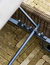Skala Lounger Dark Rattan