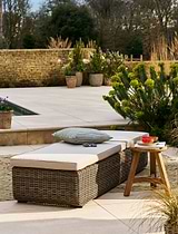 Skala Lounger Dark Rattan