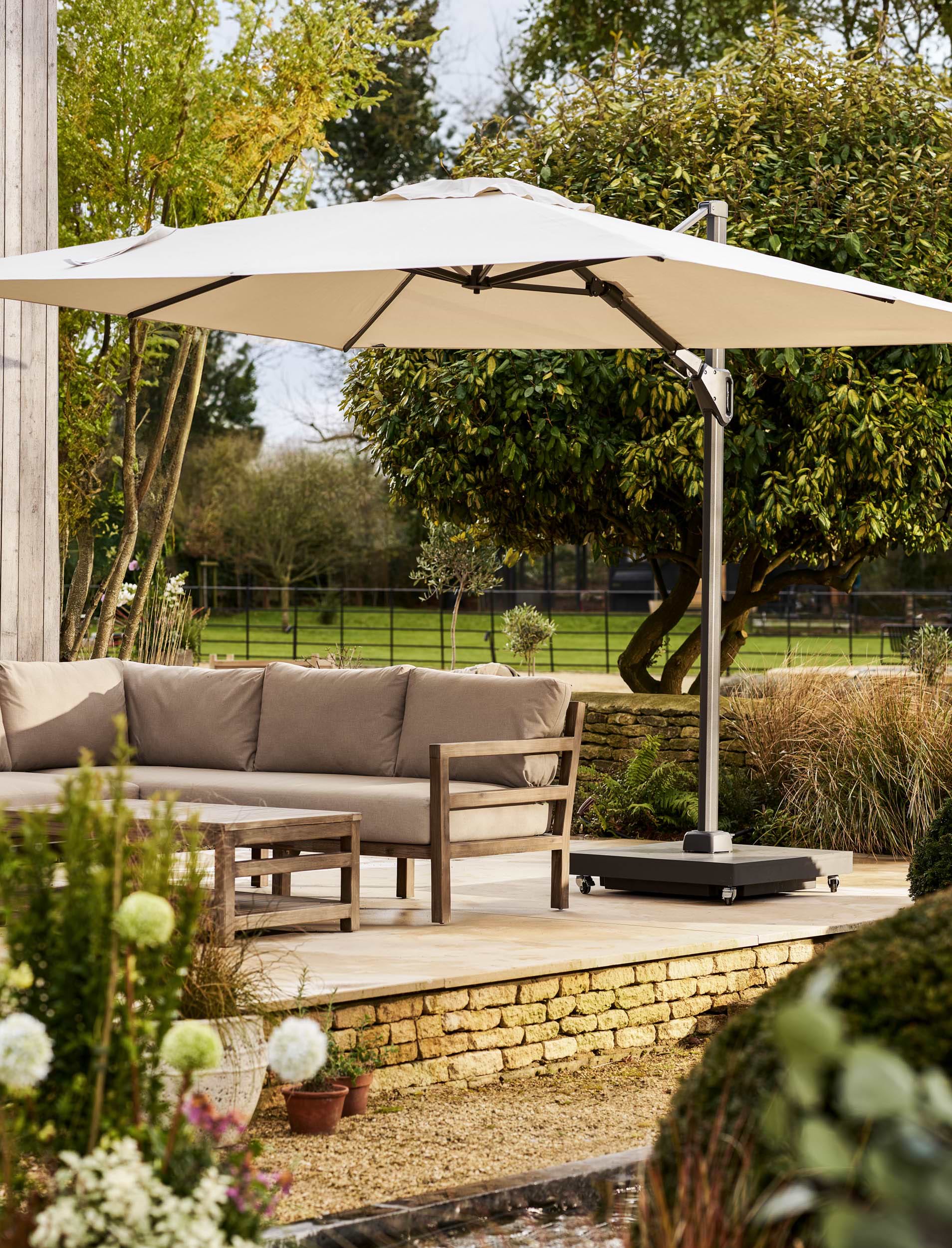 Challenger Premium Parasol