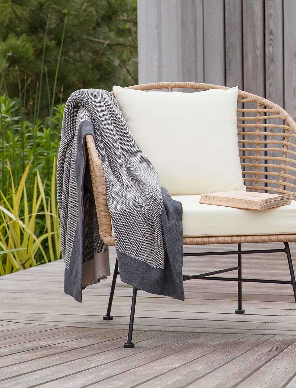 Framlingham Throw 130x170cm Grey & Oatmeal