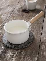 Enamel Milk Pan Warm White