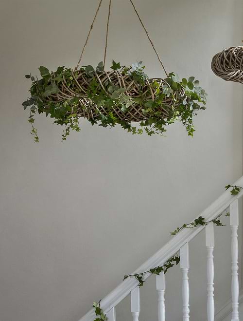 Bembridge Hanging Wreath 70cm Natural