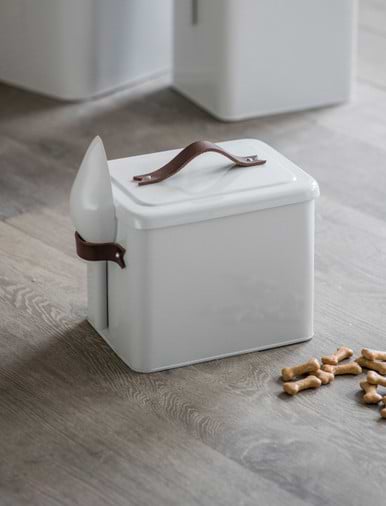 Queenwest trading co dog food best sale storage