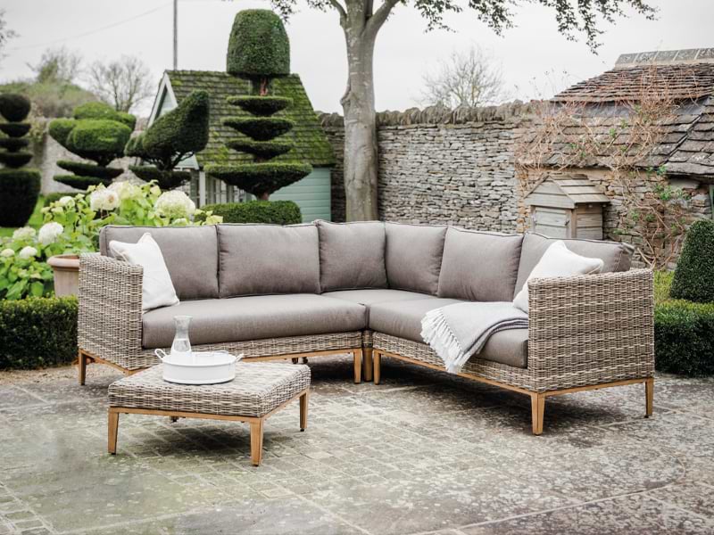 Walderton Corner Sofa Set