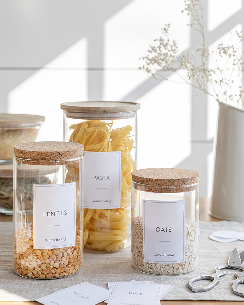 jars of lentils, pasta and oats