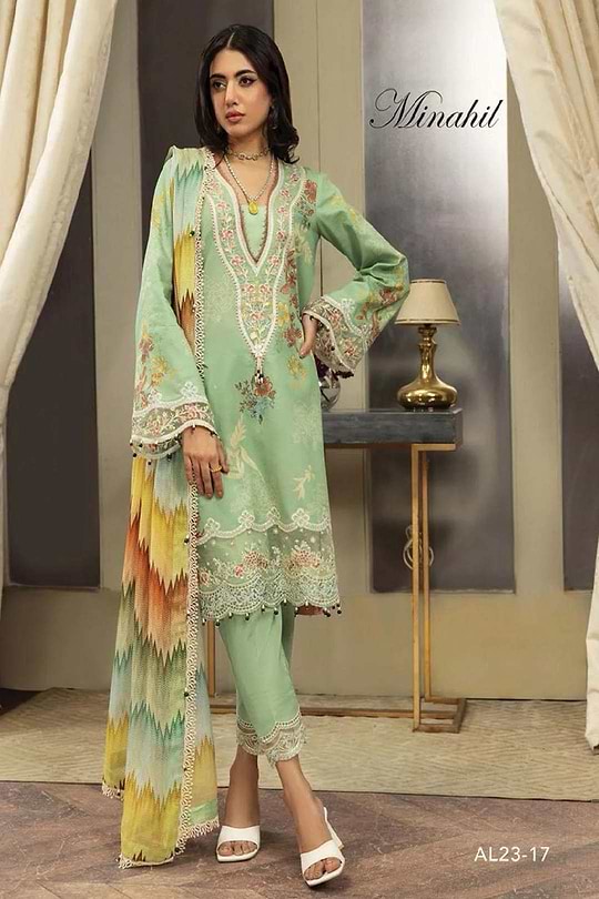 Minahil 17 - Anaya Luxury Festive Lawn 2023 - Image 3