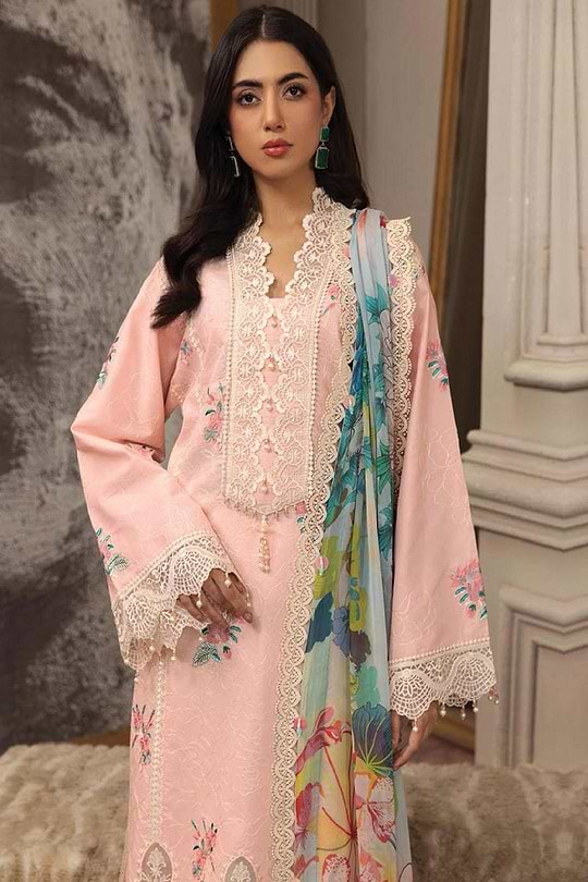 Seham 04 - Anaya Luxury Festive Lawn 2023 - Image 3