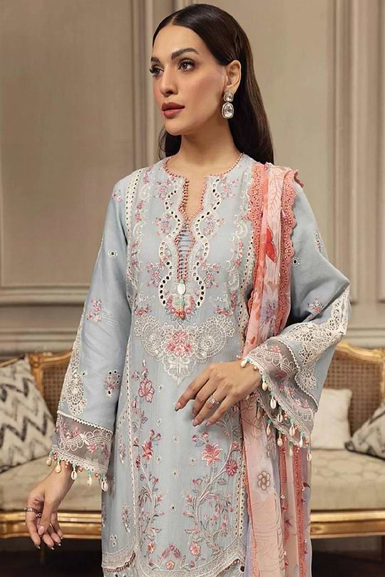 Zunaira 02 - Anaya Luxury Festive Lawn 2023 - Image 2