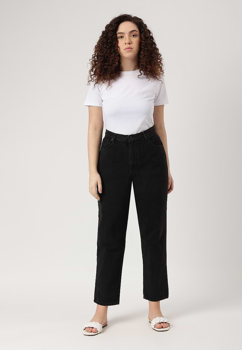 Re.Street Rebel | Black High Rise Cropped Mom Fit Jeans