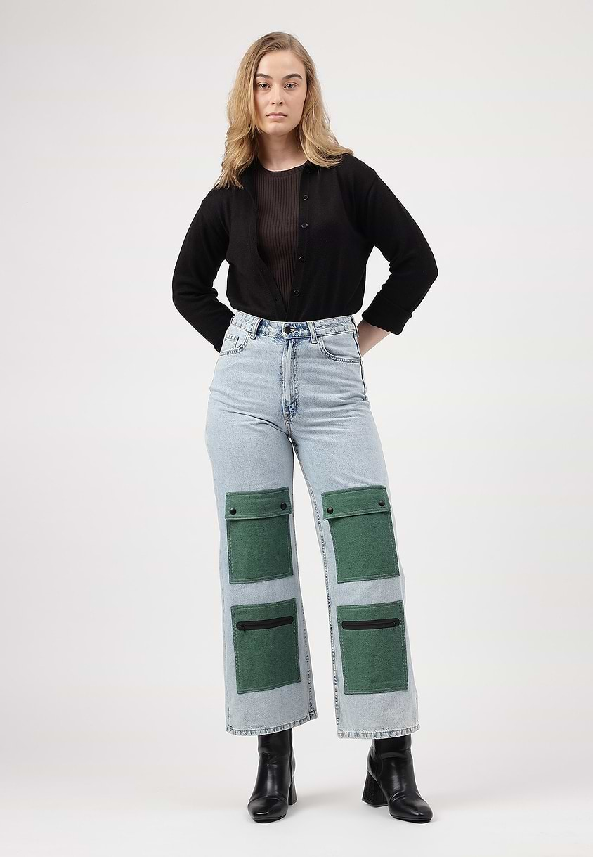 Re.Street Multi-pocket | Light Indigo High Rise Cropped Wide Legged Jeans