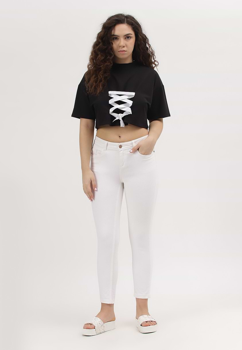 UnExcess Pledge | White Mid Rise Cropped Skinny Jeans