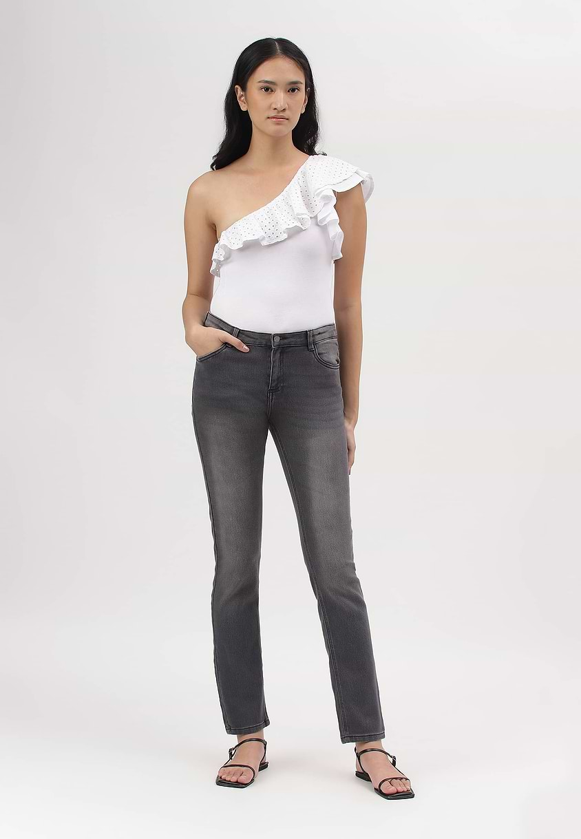 UnWaste Pledge | Grey Mid Rise Regular Slim Jeans