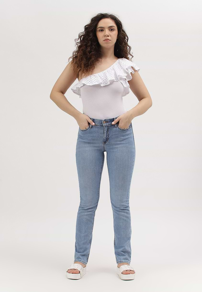 UnExcess Pledge | Light Indigo Mid Rise Regular Slim Jeans