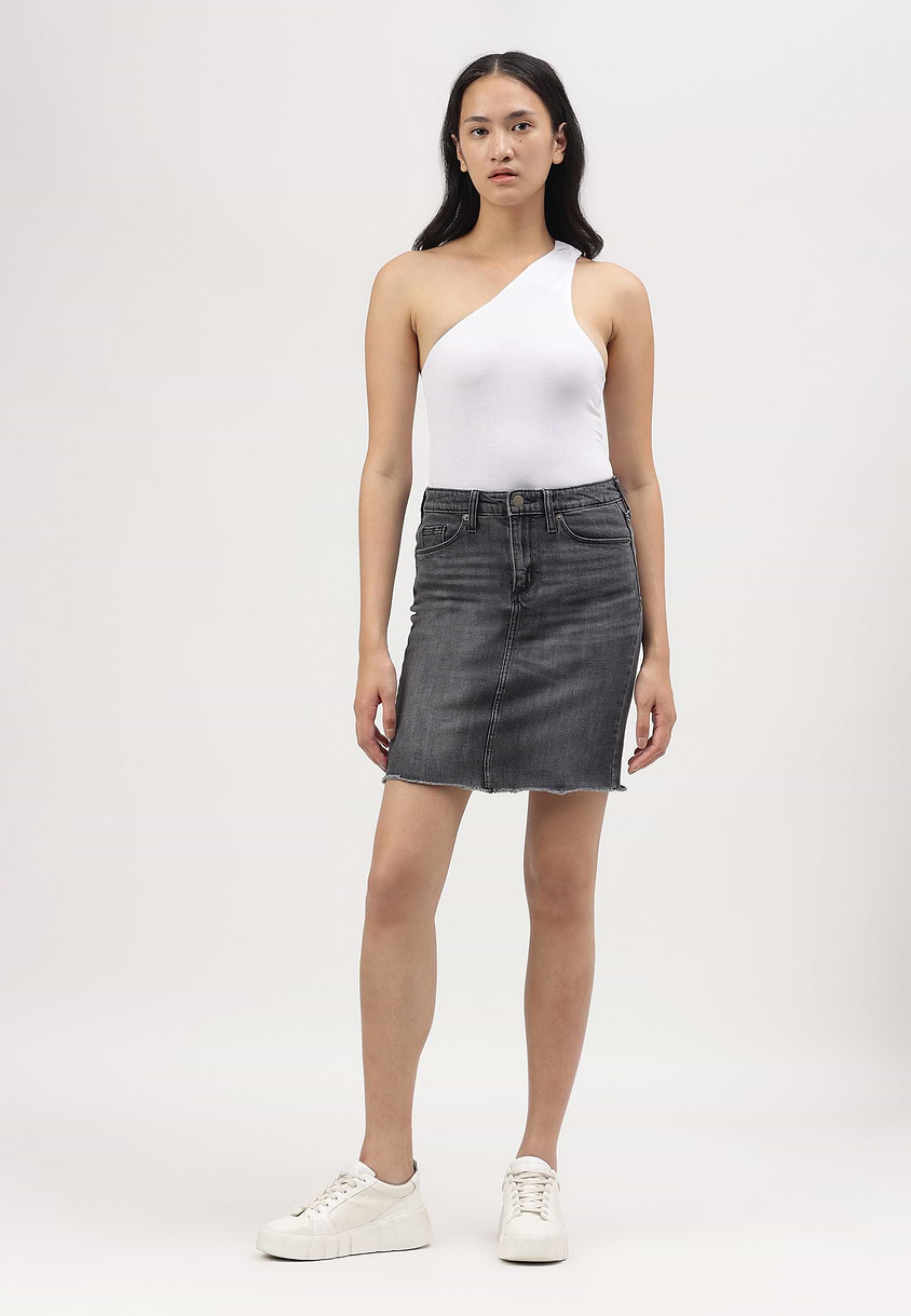 UnExcess Pledge | Black Mini Pencil Skirt