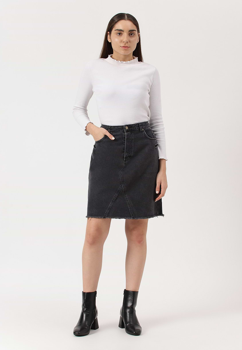 UnExcess Pledge | Black Midi Pencil Skirt