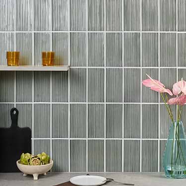 Nabi Glass Capri Green 4.5x9 Fluted Ridged Polished Glass Tile - Sample
