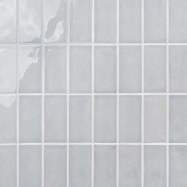 Nabi Arctic Blue 4.5x9 Subway Polished Glass Tile