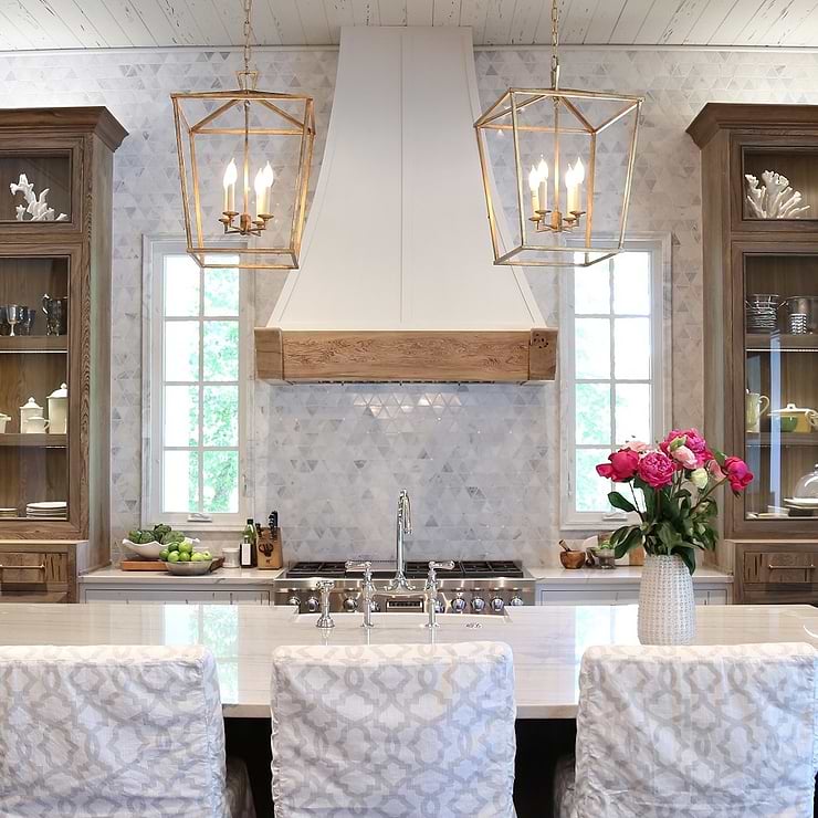 Highland Akoya Marble & Pearl Polished Mosaic Tile