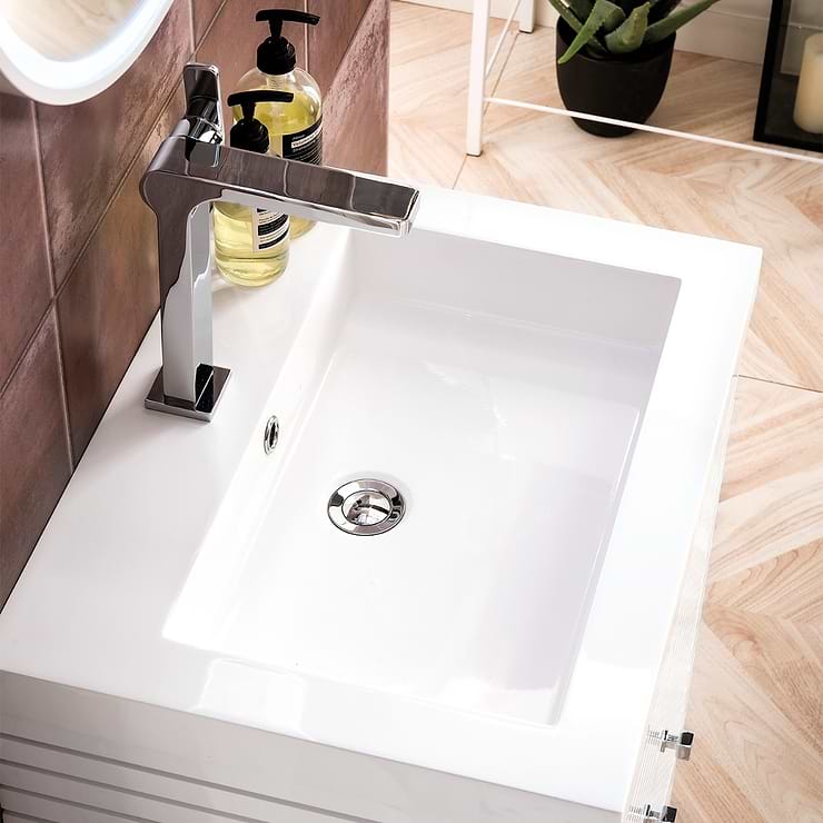 James Martin Vanities Linden 24" Glossy White Vanity And Counter