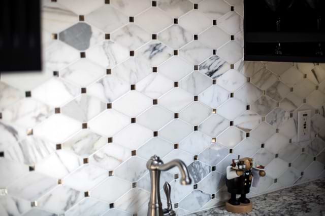 Reflection White Diamond Carrara & Mirror Marble & Glass Polished Mosaic Tile