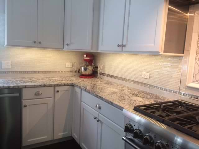 Loft Horizon Super White 2x16 Polished Glass Subway Wall Tile