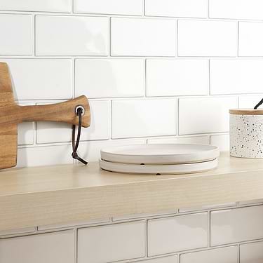 Nabi Subway Natural White 3x6 Crackled Glass Tile
