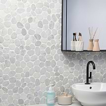 Nature Round XL Carrara Marble Honed Mosaic Tile