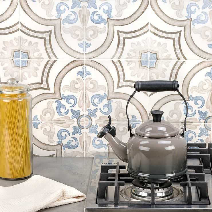 Amadora Daiza White 8x8 Porcelain Tile