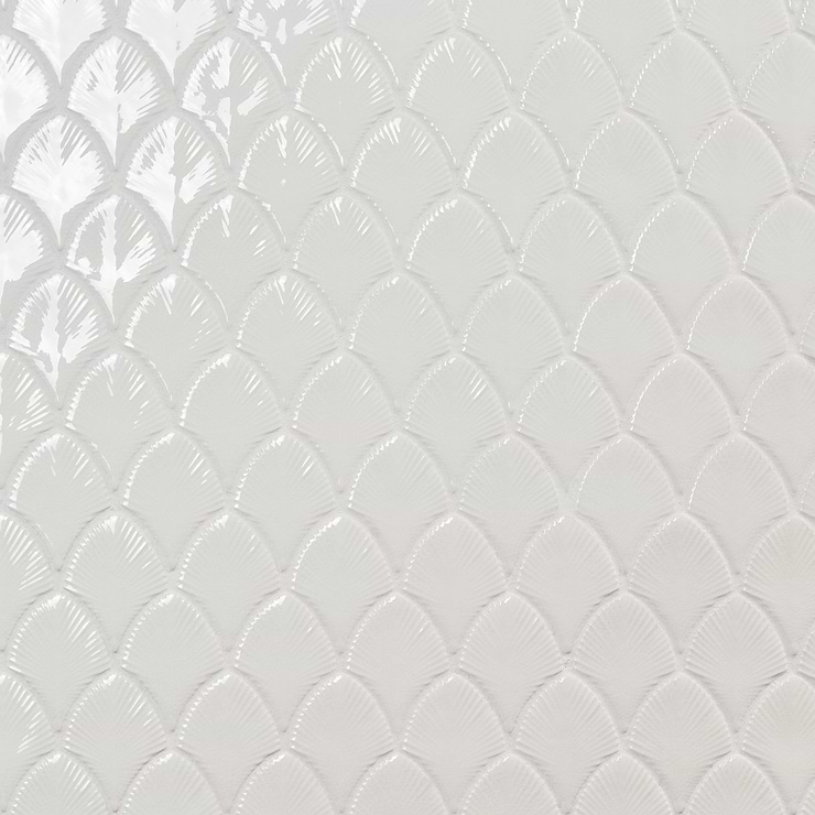Nabi Fishscale Glacier White 3x4" Crackled Glossy Glass Mosaic Tile