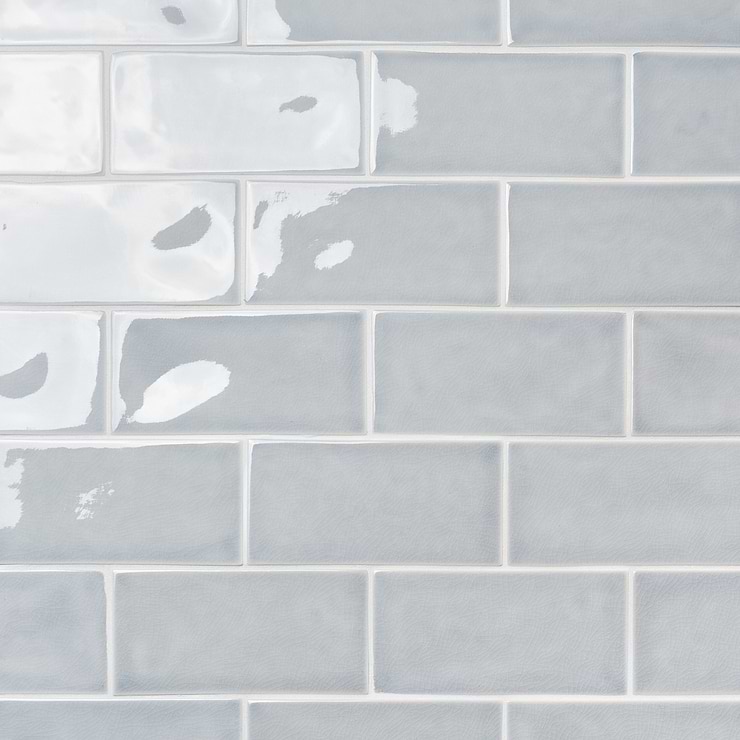 Nabi Subway Arctic Blue 4.5x9 Crackled Glossy Glass Tile