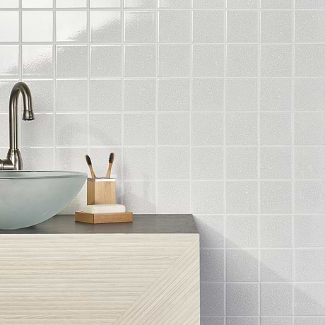 Sarina Vintage White 4x4 Glossy Crackled Ceramic Wall Tile
