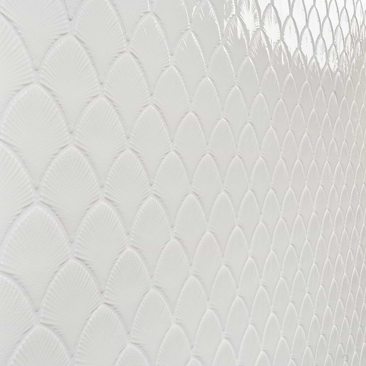 Nabi Fishscale Glacier White 3x4" Crackled Glossy Glass Mosaic Tile