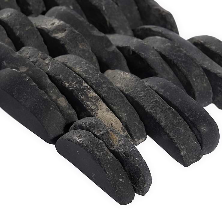 Nature Alor Black Stacked Pebble Mosaic
