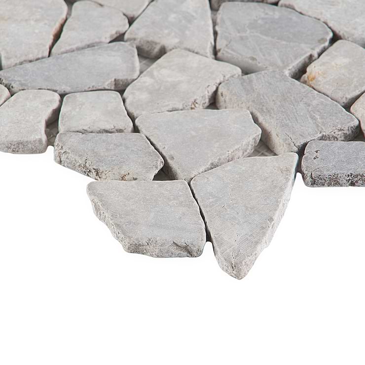 Nature Gray Tumbled Pebble Mosaic