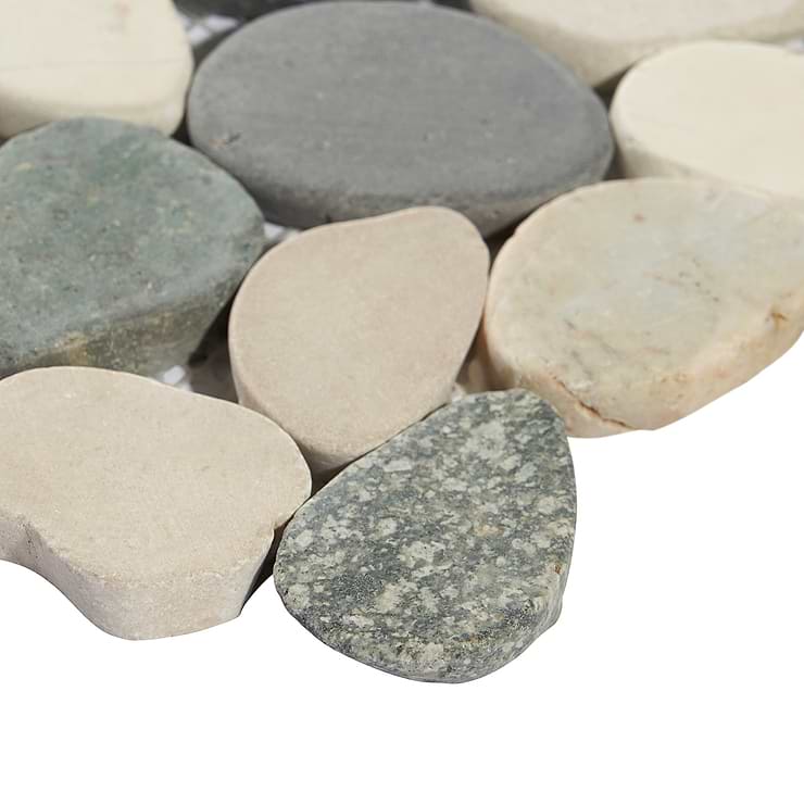 Nature Raja Ampat Round Pebble Mosaic