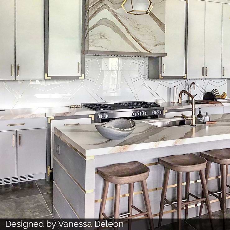 Empire White Nanoglass & Brass Tile 