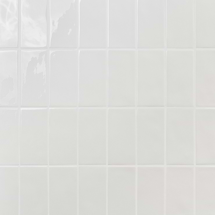 Nabi Subway Glacier White 4.5x9 Crackled Glossy Glass Tile