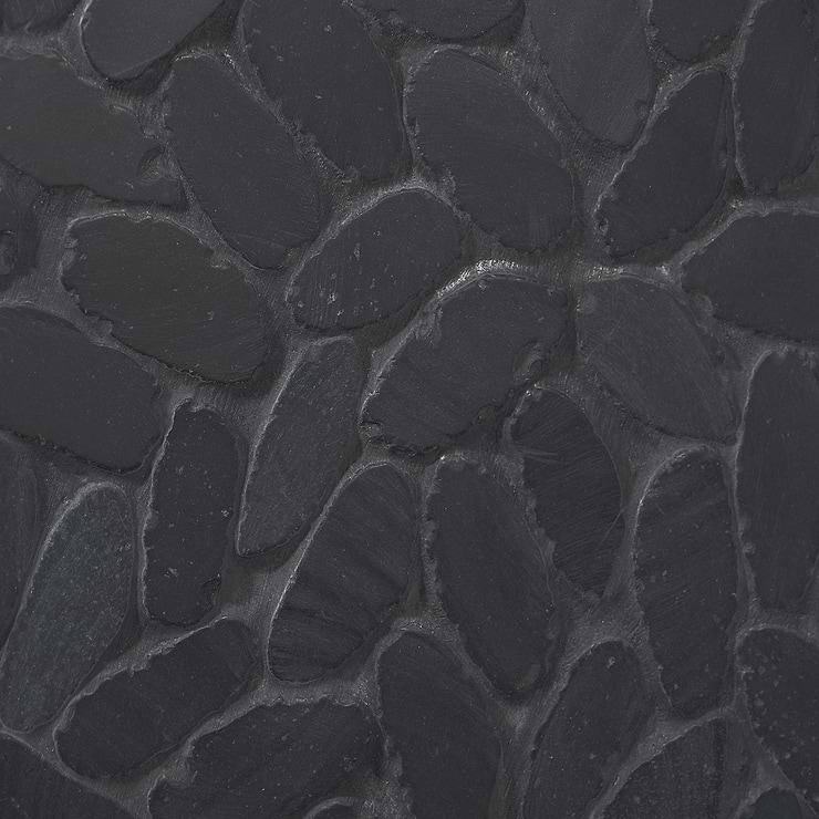 Nature Alor Black Flat Oval Pebble Mosaic