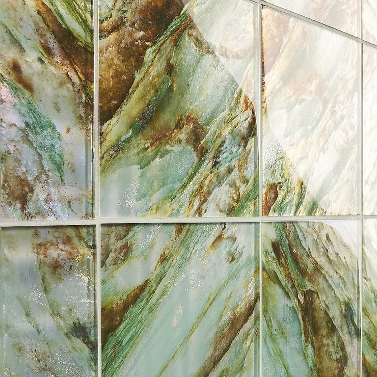 Gem Emerald Green 9x9 Polished Glass Tile