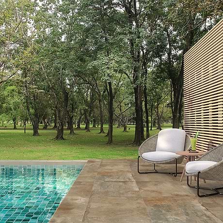 Freestyle Beige 24x24 Textured Porcelain 2CM Outdoor Paver