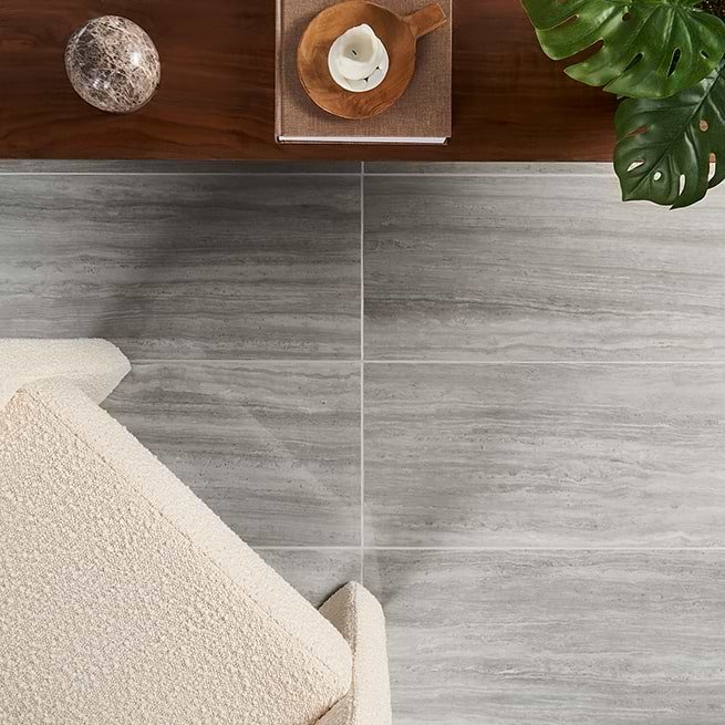 Natural travertine look in porcelain tile