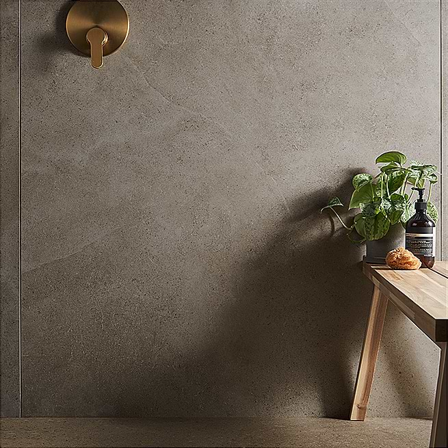 Impeccable limestone-look in porcelain