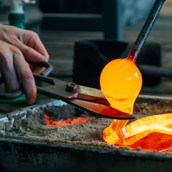 Artisanal glass-making process