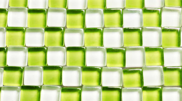 Glass tile