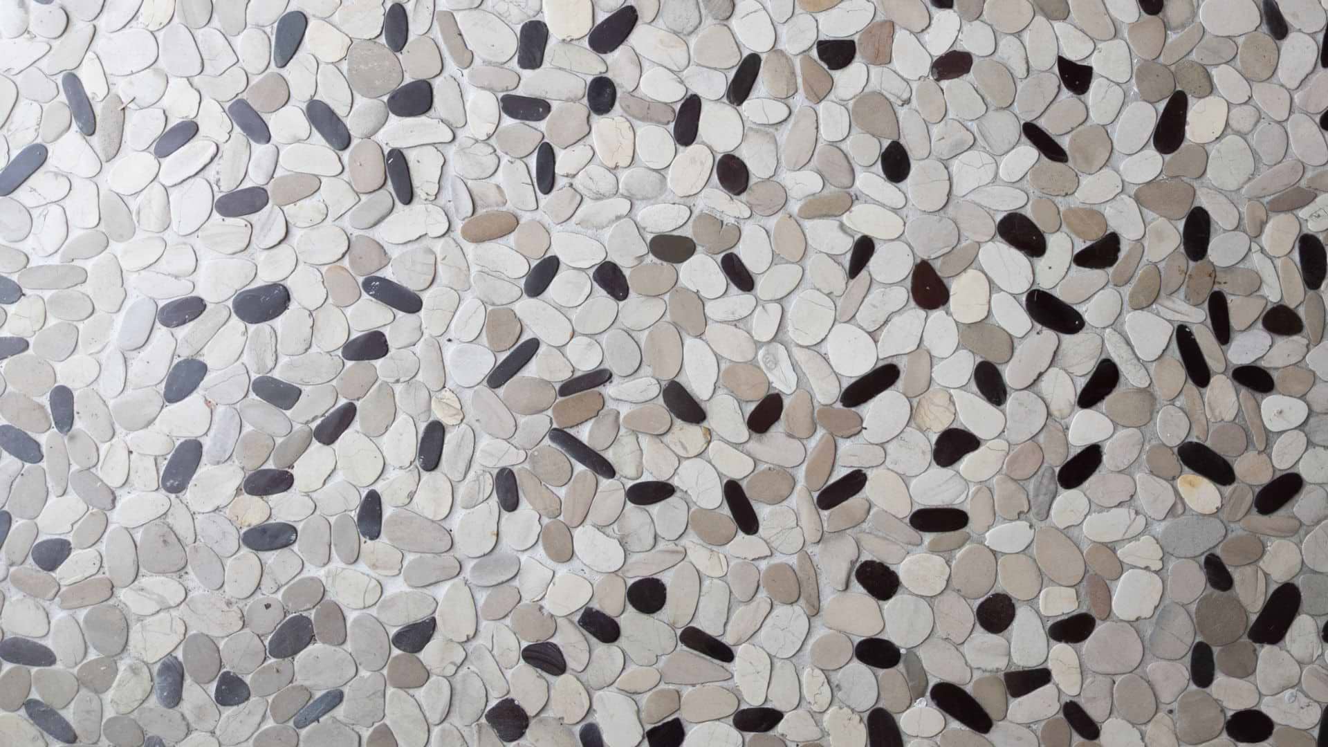 Pebble Tile