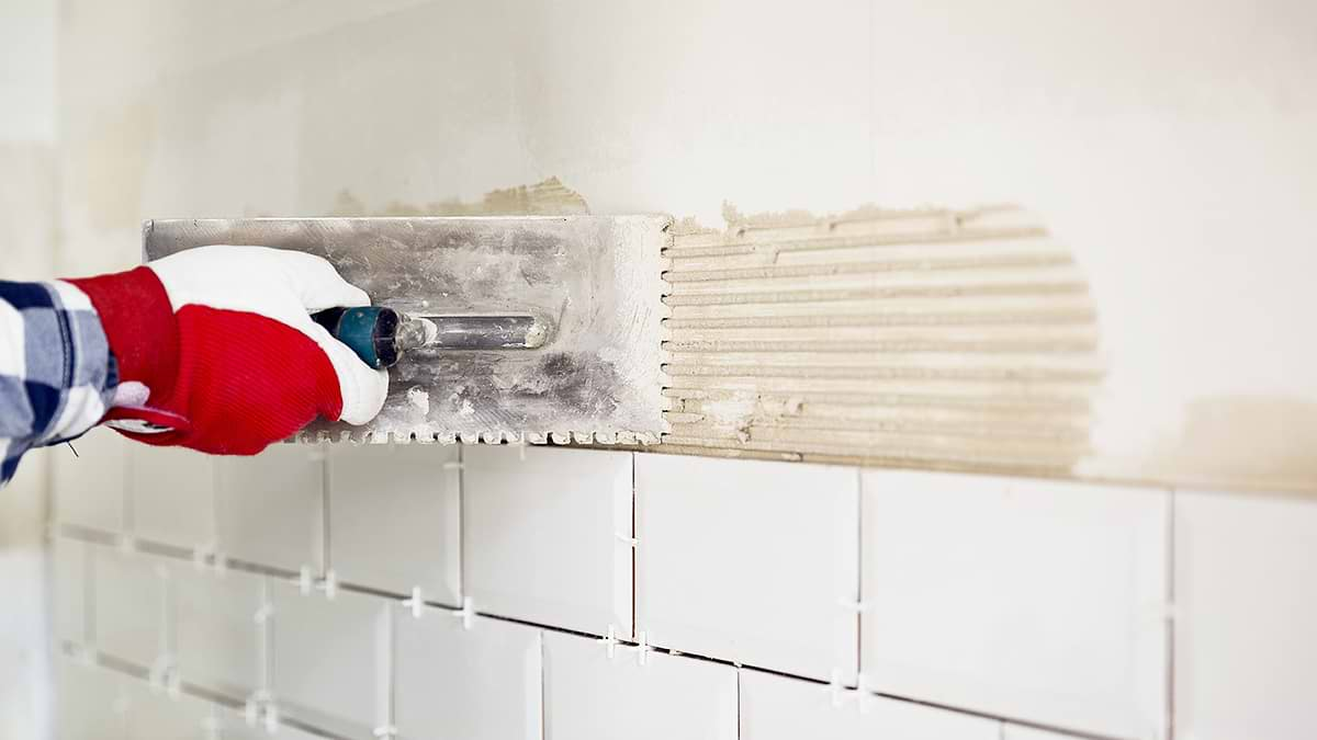 Ready to Update Your Kitchen Backsplash? Here’s How to Do It Yourself