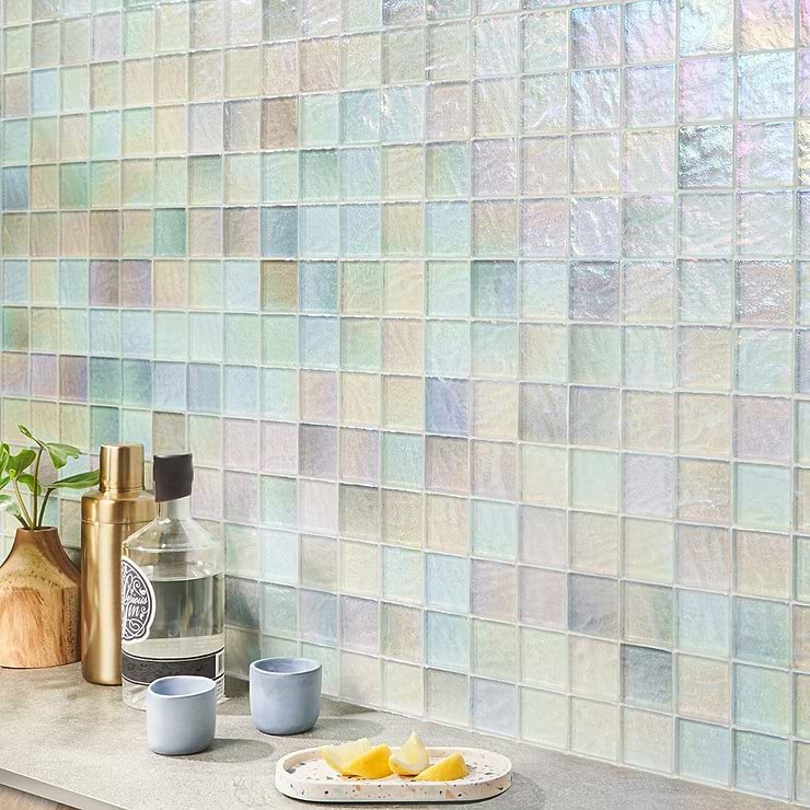 Splash Glacier White 2x2 Polished Glass Mosaic Tile