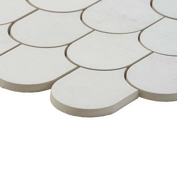 Bond Palladium Light Gray Fishscale Plume Matte Porcelain Mosaic Tile