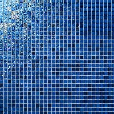 Splash Lagoon Blue 1x1 Polished Glass Mosaic Tile